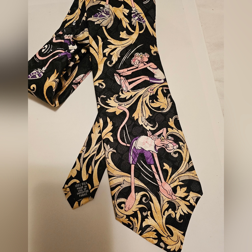 Pink Panther Gym Dandy  Neck Tie Adult Men's Size. Never Tied...